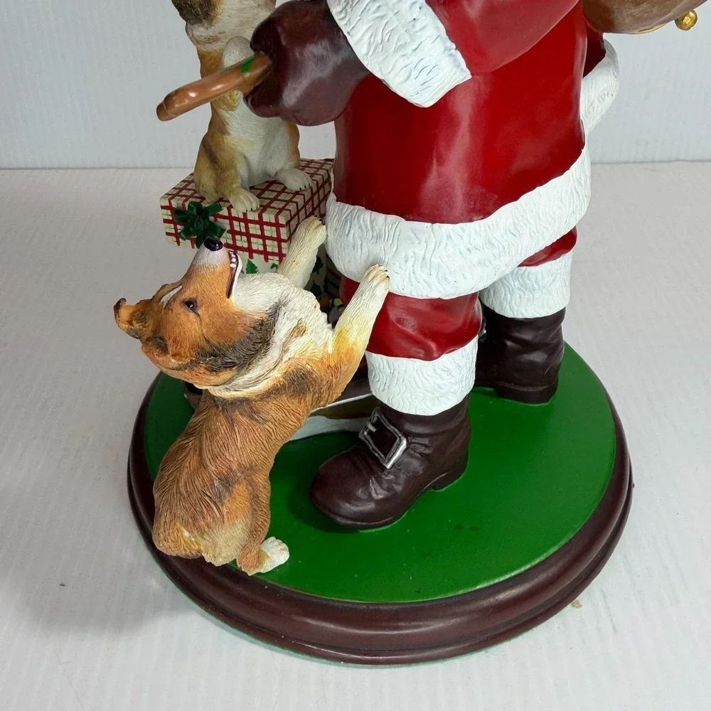 Danbury Mint Santa's Little Shelties Dog Christmas Figurine Sculpture EUC No Box